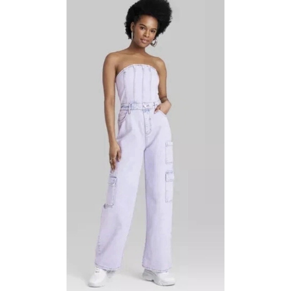 DENIM JEAN JUMPSUIT SIZE M CORSET UPPER, CARGO BOTTOM LIGHT WASH-WILD FABLE